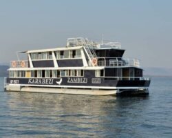 HOUSE BOATS 